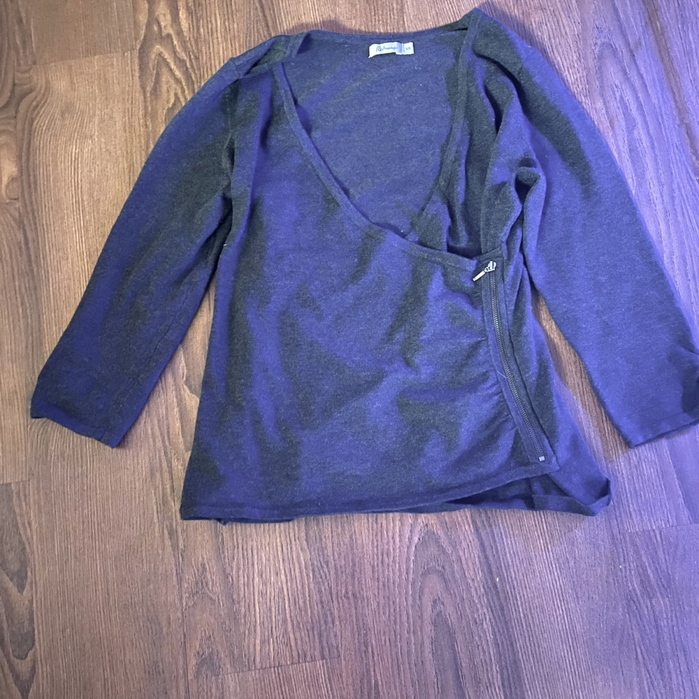Reitmans size large black top